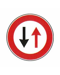 Immagine CARTELLO "DARE PRECEDENZA"_0